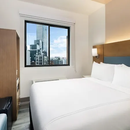 Even Long Island - By Ihg 3*