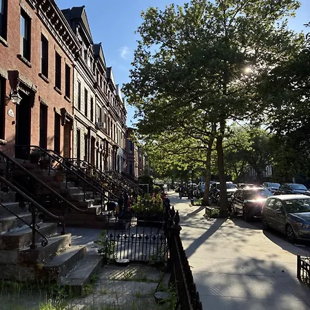 Guest house Brooklyn - Bed-stuy - Spacious In Private 2br 4*