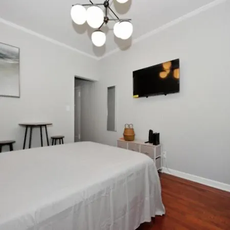 Cozy Near Park!, June To Aug 90 Days Required * New York