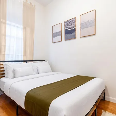 Aura Style 3bd At Times Square Manhattan New York