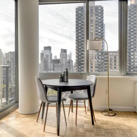 Apartment Uws 2br W Doorman Gym Nr Park Nyc-950