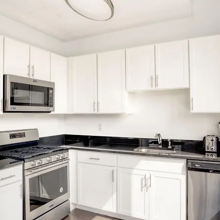 Uws 2br W Doorman Gym Nr Park Nyc-950 Apartment *