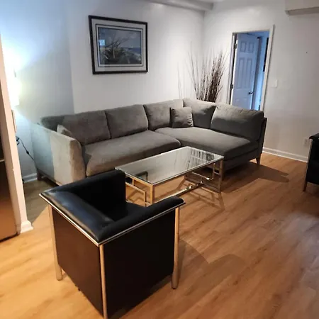 Garden Apartment *