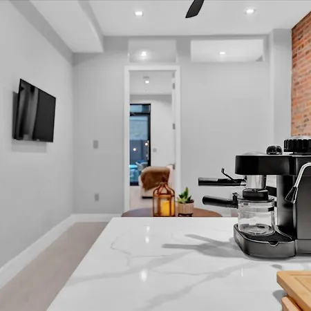 Apartment Modern West Village 1br Garden Steps To Subway