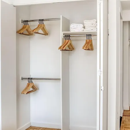Uws 2br W Doorman Gym Nr Park Nyc-950 Apartment New York