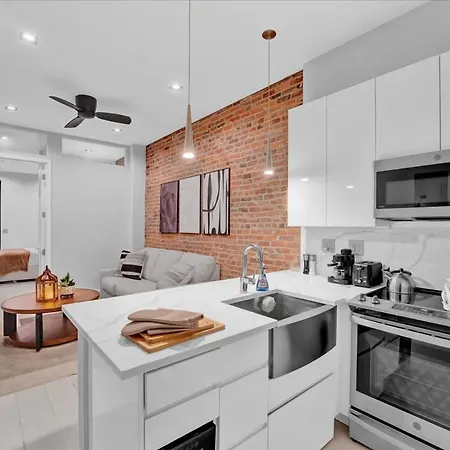 Apartment Modern West Village 1br Garden Steps To Subway *