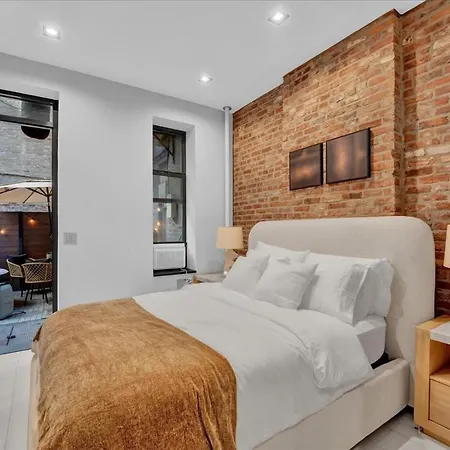 Modern West Village 1br Garden Steps To Subway Apartment