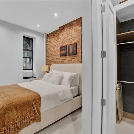 Modern West Village 1br Garden Steps To Subway