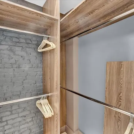 Modern West Village 1br Garden Steps To Subway