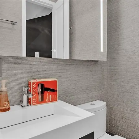 Modern West Village 1br Garden Steps To Subway * New York