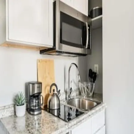 Apartment 73 West New York
