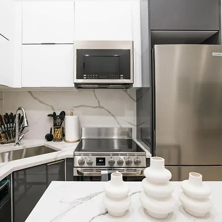 317 Ues Apartment *