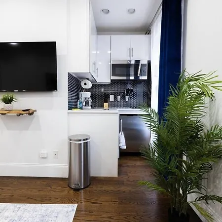 69 Les Apartment New York