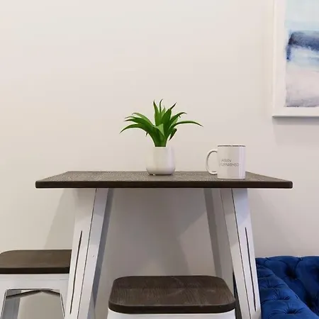 Apartment 240 East