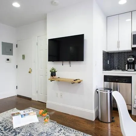 Apartment 69 Les