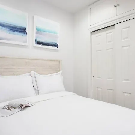 69 Les Apartment *