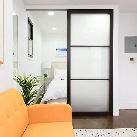 69 Les Apartment