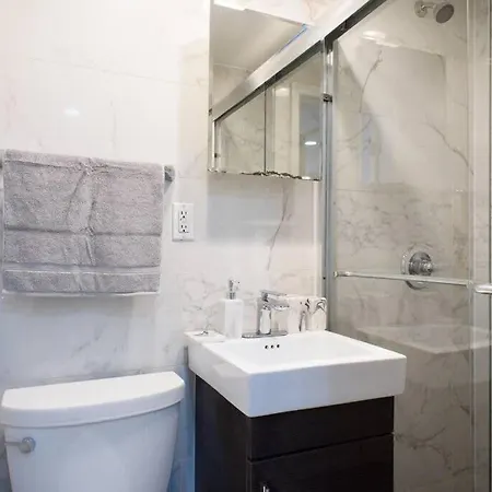 69 Les Apartment *