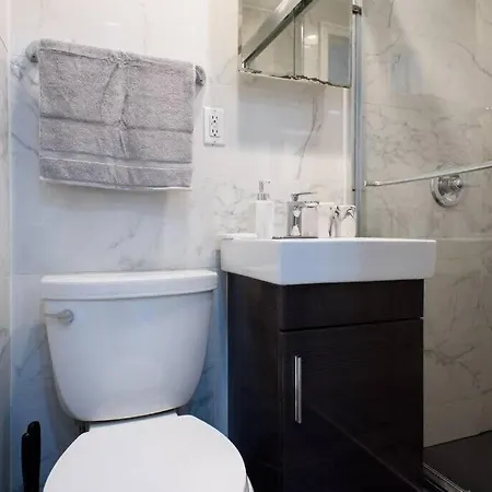 69 Les Apartment