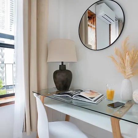 Apartment 48 Midtown West