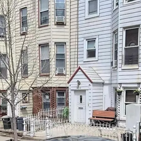 Cozy * New York