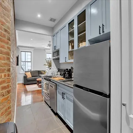Elegant 3br-2ba In Gramercy -modern & Apartment