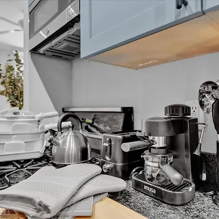 Apartment Elegant 3br-2ba In Gramercy -modern & *