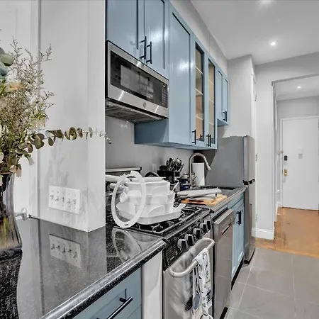 Apartment Elegant 3br-2ba In Gramercy -modern &