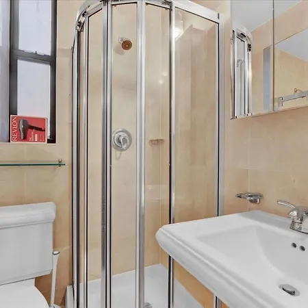 Apartment Elegant 3br-2ba In Gramercy -modern & New York