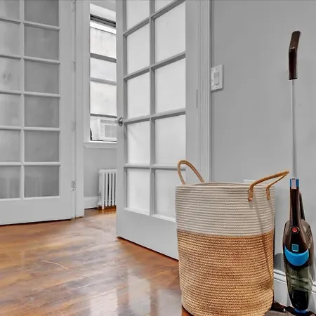 Elegant 3br-2ba In Gramercy -modern & Apartment New York