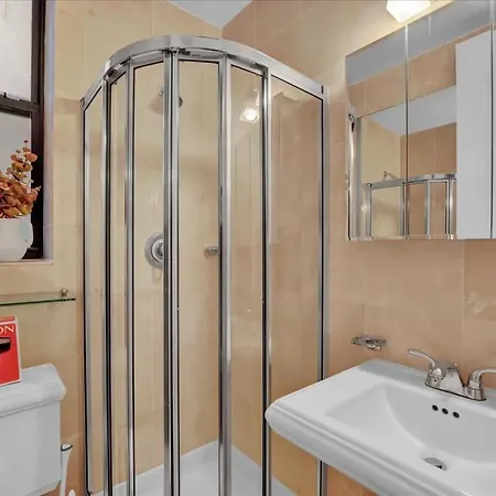 Elegant 3br-2ba In Gramercy -modern & New York