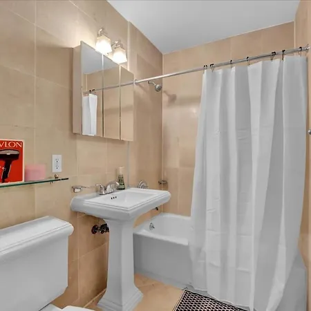 Elegant 3br-2ba In Gramercy -modern & Apartment