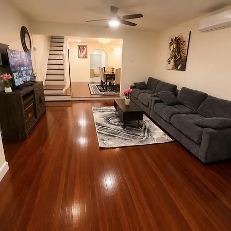 Amazing Private Single Family House Holiday home New York