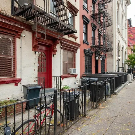 Blueground Alphabet Washer Nr Tompkins Square Park Nyc-2160 Apartment