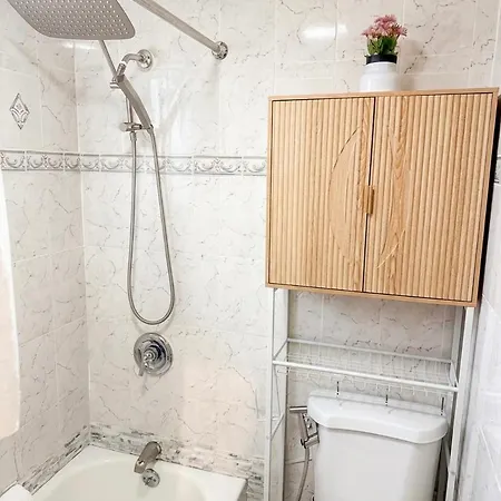 Unique Brooklyn Brownstone Bedstuy *