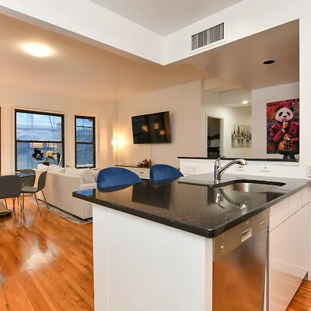 Elegant Fidi 3br - Private Elevator - Modern Luxury Apartment *