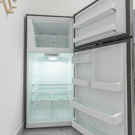 Modern 2br Retreat With Washer & Dryer - Near Subway & Lga Apartment *