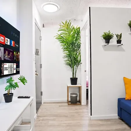 Elegant 3 Bedroom Unit In Lower Manhattan