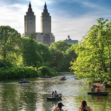 Lavish Columbus Circle Manhattan By Park & Times Square Adults Only Guest house