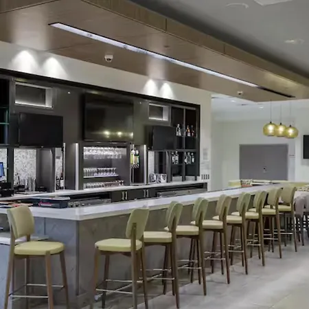 Hilton Garden Flushing Laguardia Hotel