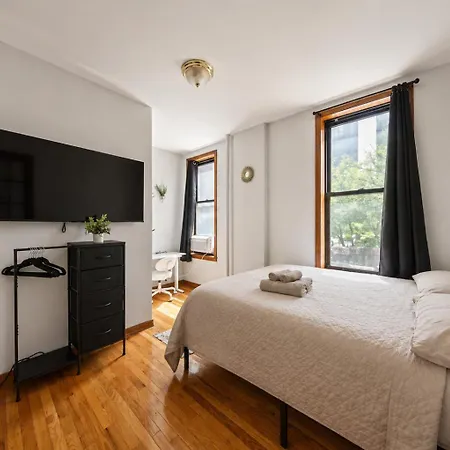 Guest house The Times Square Glow - Private In The Heart Of Nyc