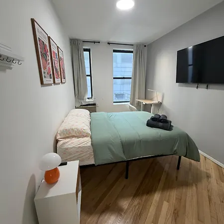 Guest house West Side Nest *