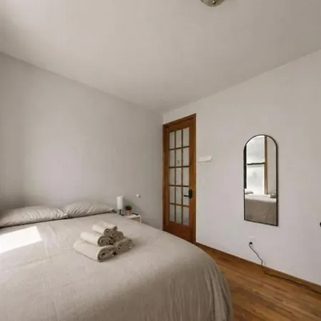 The Nyc Value Near Times Square & Broadway - Private With Shared Bathroom New York
