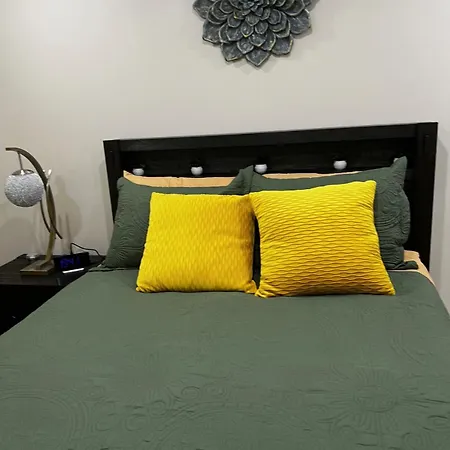 Timeless Elegance One Bedroom Holiday home *