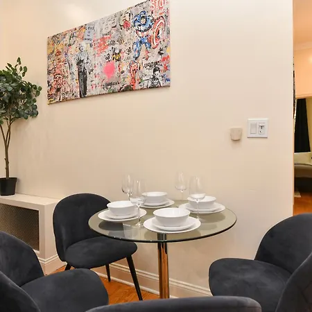 Stylish 2br Retreat North Of Park Aparthotel New York