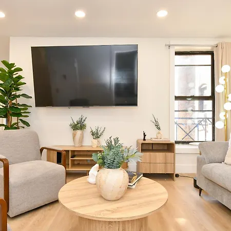Aparthotel Chic 4br Stay-steps Away From Park New York
