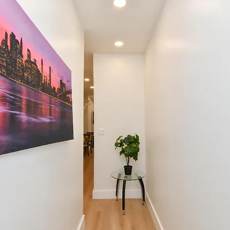 Modern 2br Near Park 2* New York