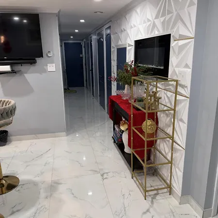 Private Paradise Bk