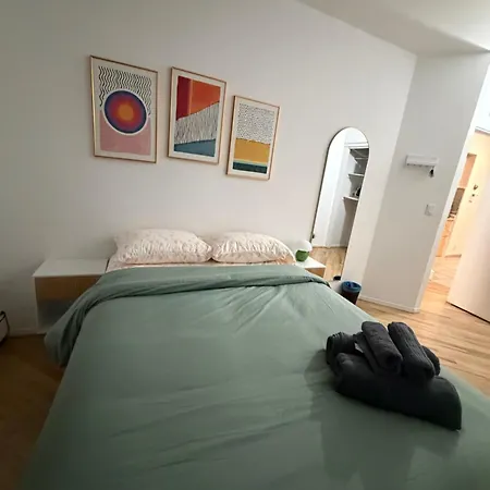 West Side Nest