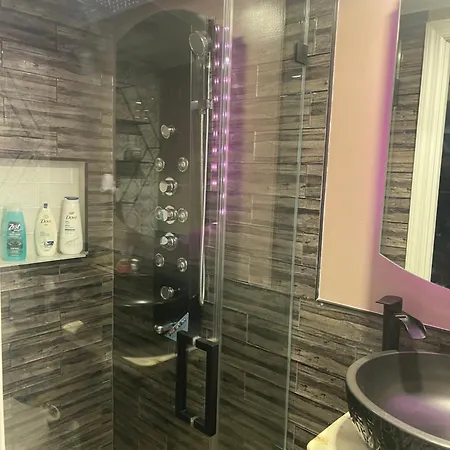 Guest house Private Paradise Bk New York